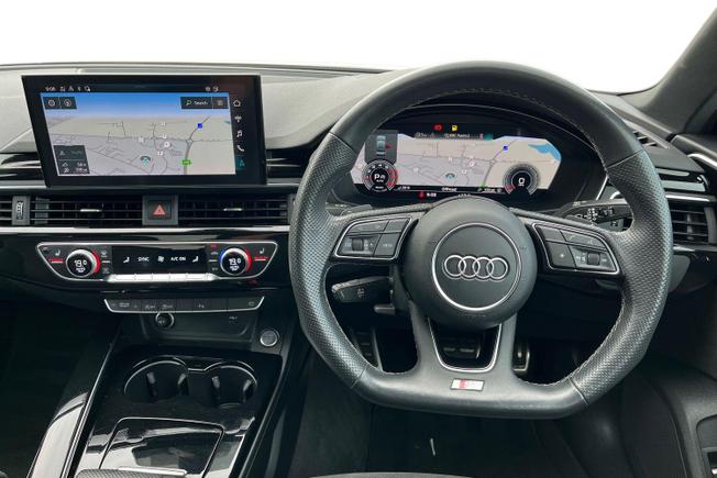 AUDI A4 Photo 11