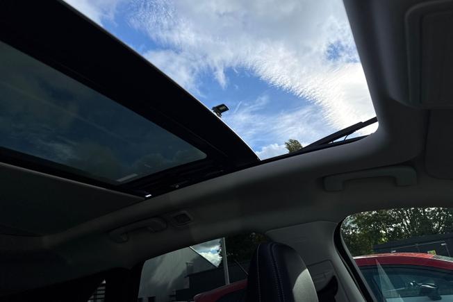 FORD Kuga Photo 22