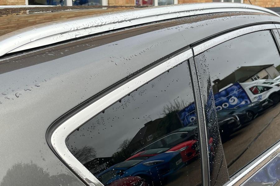 Ford S-MAX Photo autoimg-03fa49eb44f68f1befffdc58ad92214724b51161.jpg