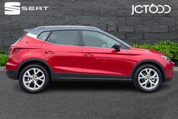 SEAT Arona Photo 4