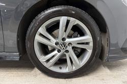 VOLKSWAGEN Golf Photo 5