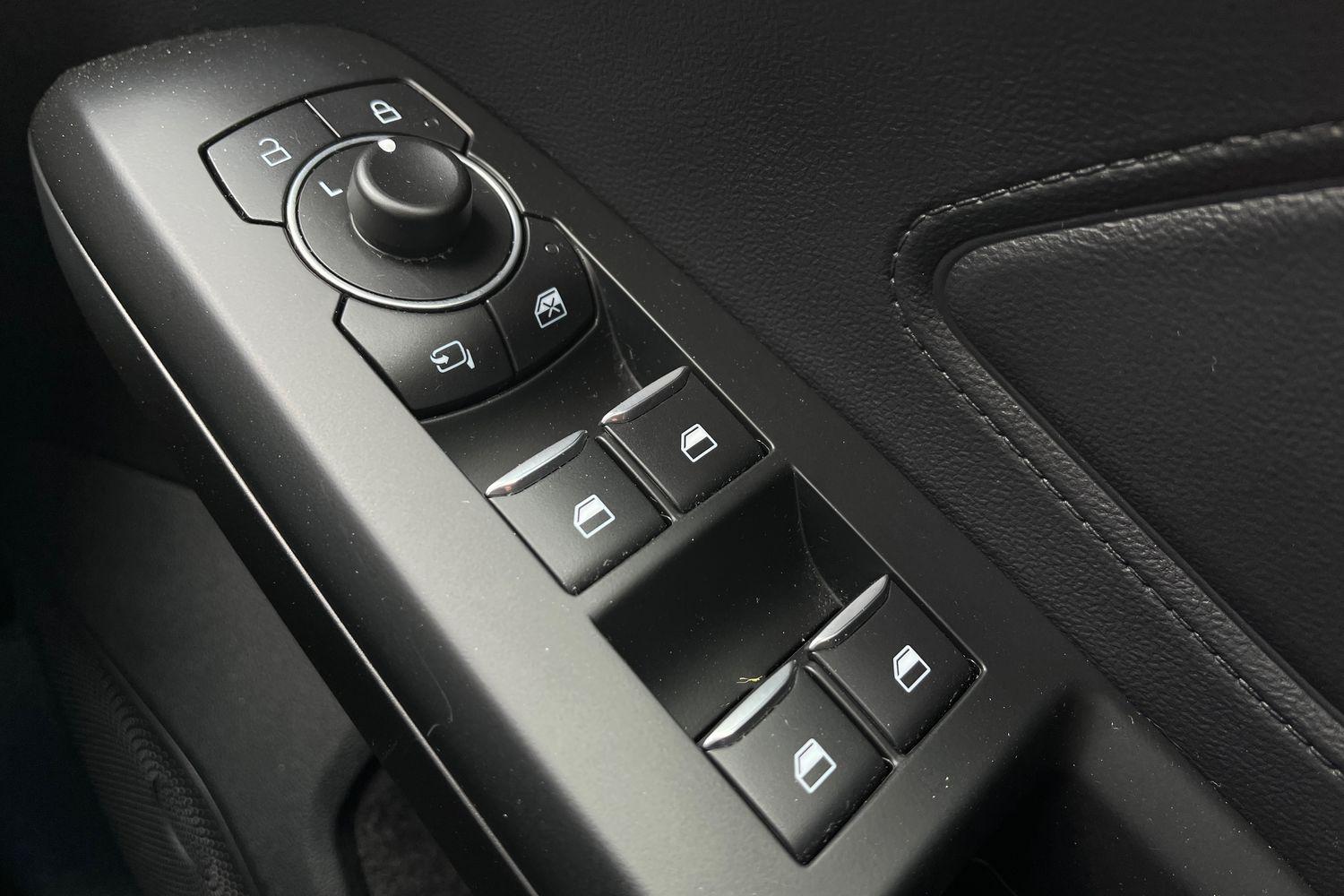 Ford Focus Photo 15