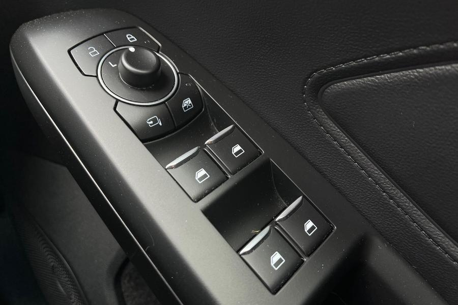 Ford Focus Photo autoimg-03fd79beb4373173fe029134caee2719341e39e3.jpg