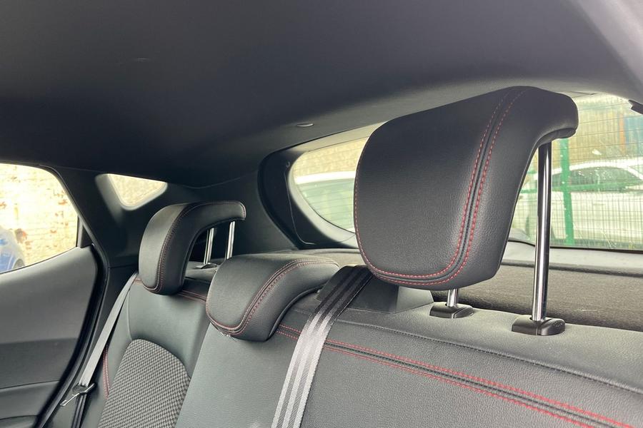 Ford FIESTA Photo autoimg-04047b8f9a6e0e1f91b0c8919b0c6bee44400bd7.jpg