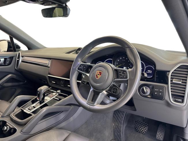 PORSCHE Cayenne Photo 10