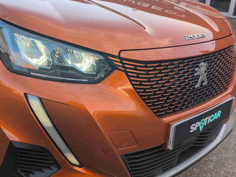 Used Peugeot E-2008 YD22ORO 26