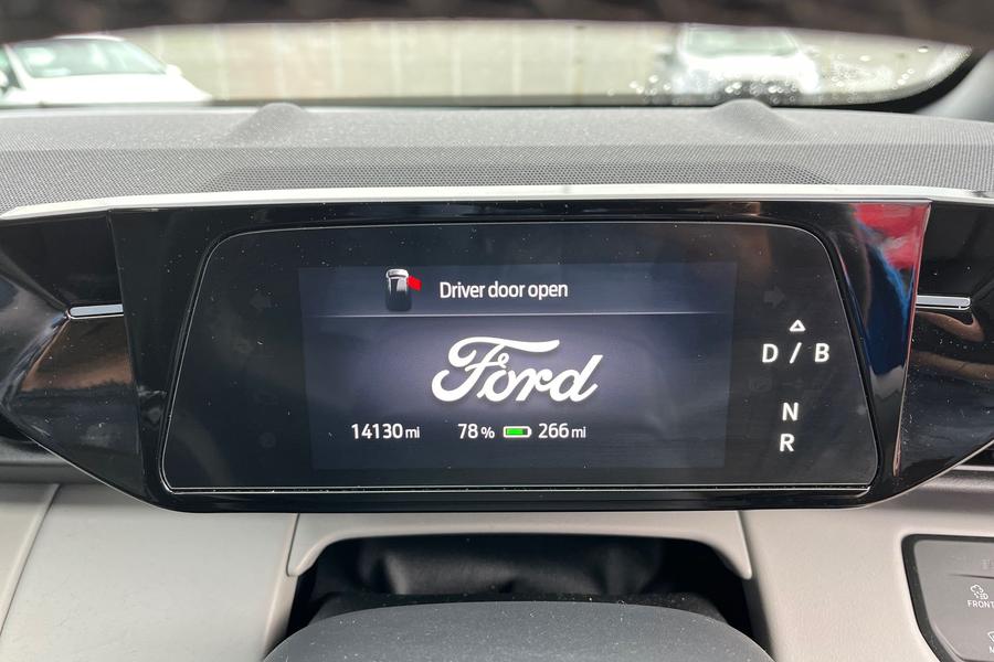 Ford EXPLORER Photo autoimg-040b96e5abaf3fd77c4ae455b0d14258189f2851.jpg