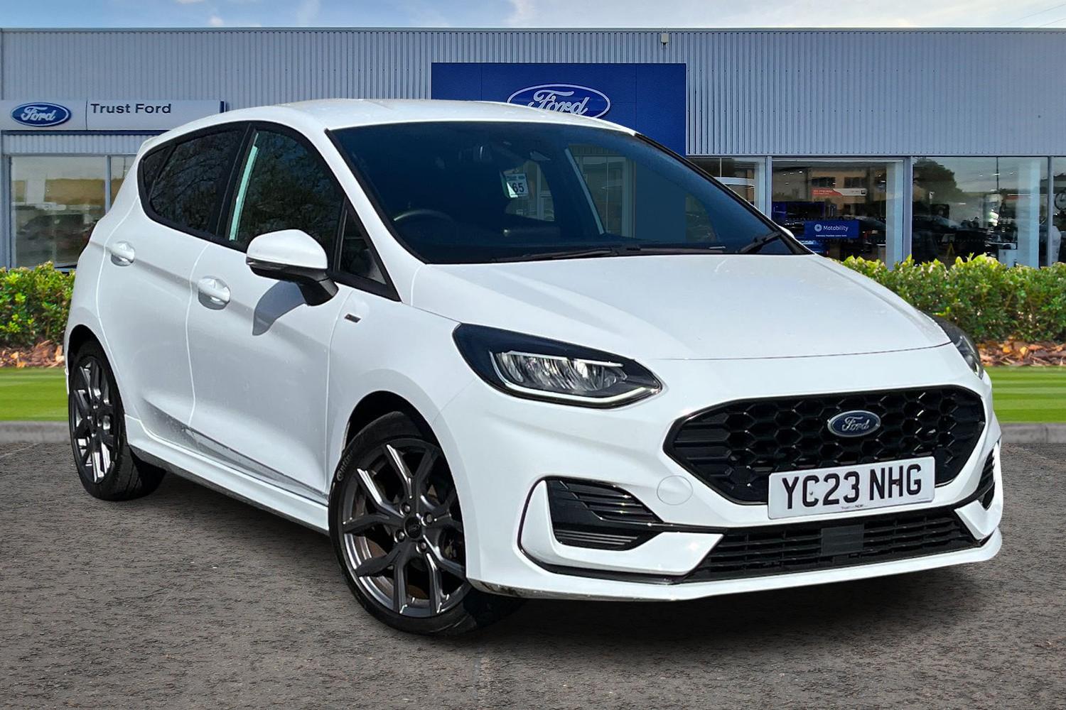 Ford FIESTA Photo 0