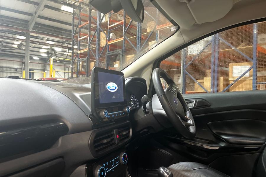Ford ECOSPORT Photo autoimg-040c73b62e30981856428fe150d263199c604176.jpg