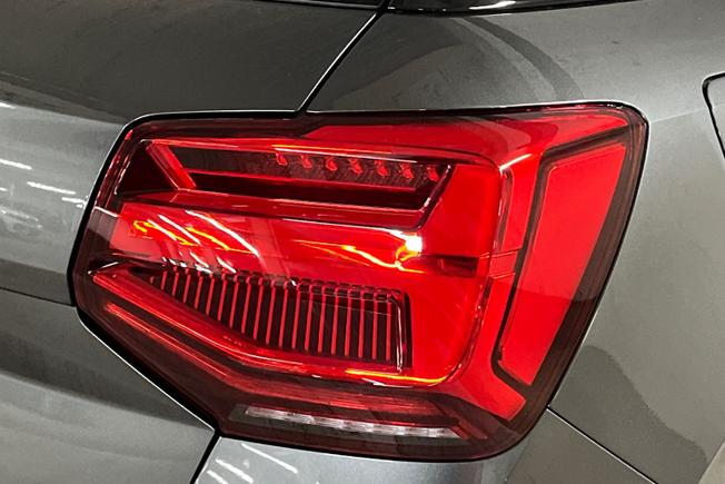 AUDI Q2 Photo 18