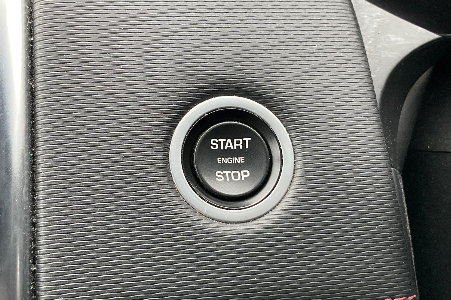 Land Rover Discovery Sport Photo 28