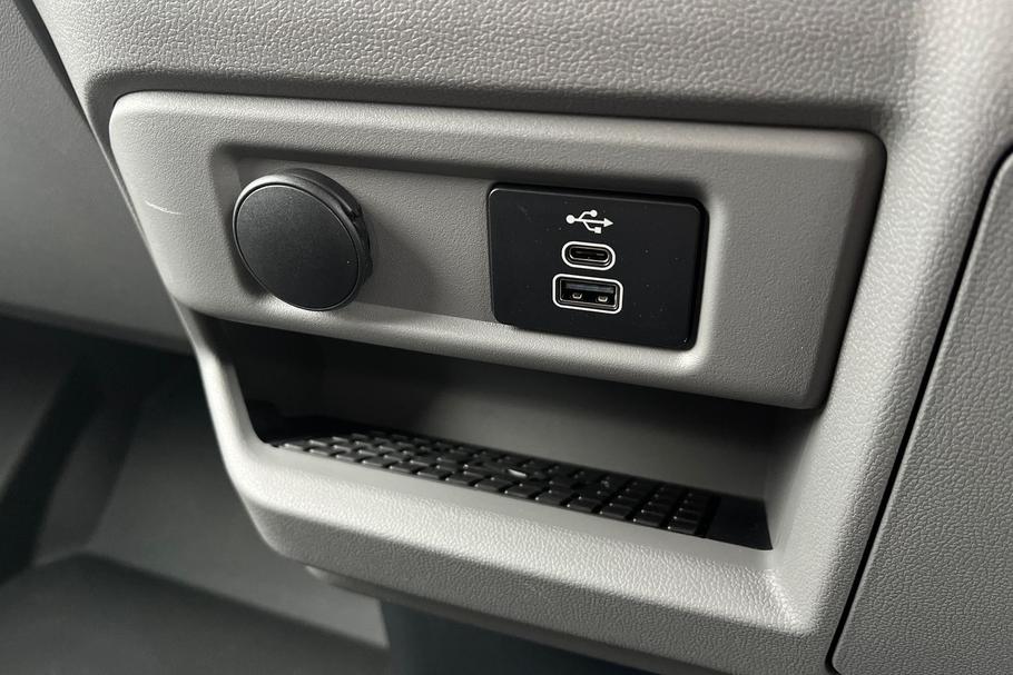 Used FORD TRANSIT CUSTOM SB75LRE 26