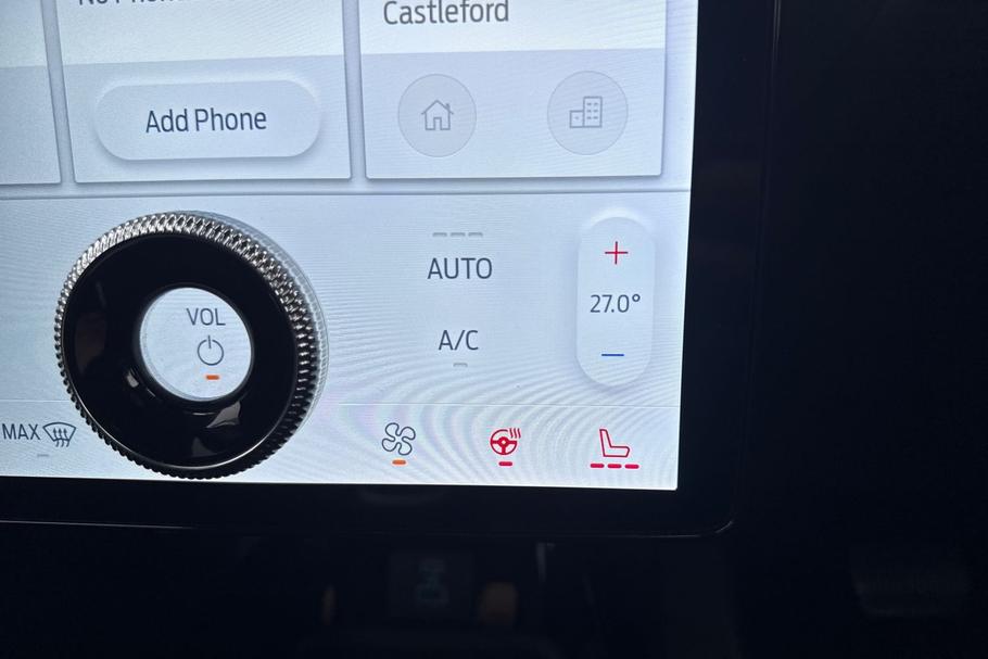 Used Ford MUSTANG MACH-E YM71GXH 23