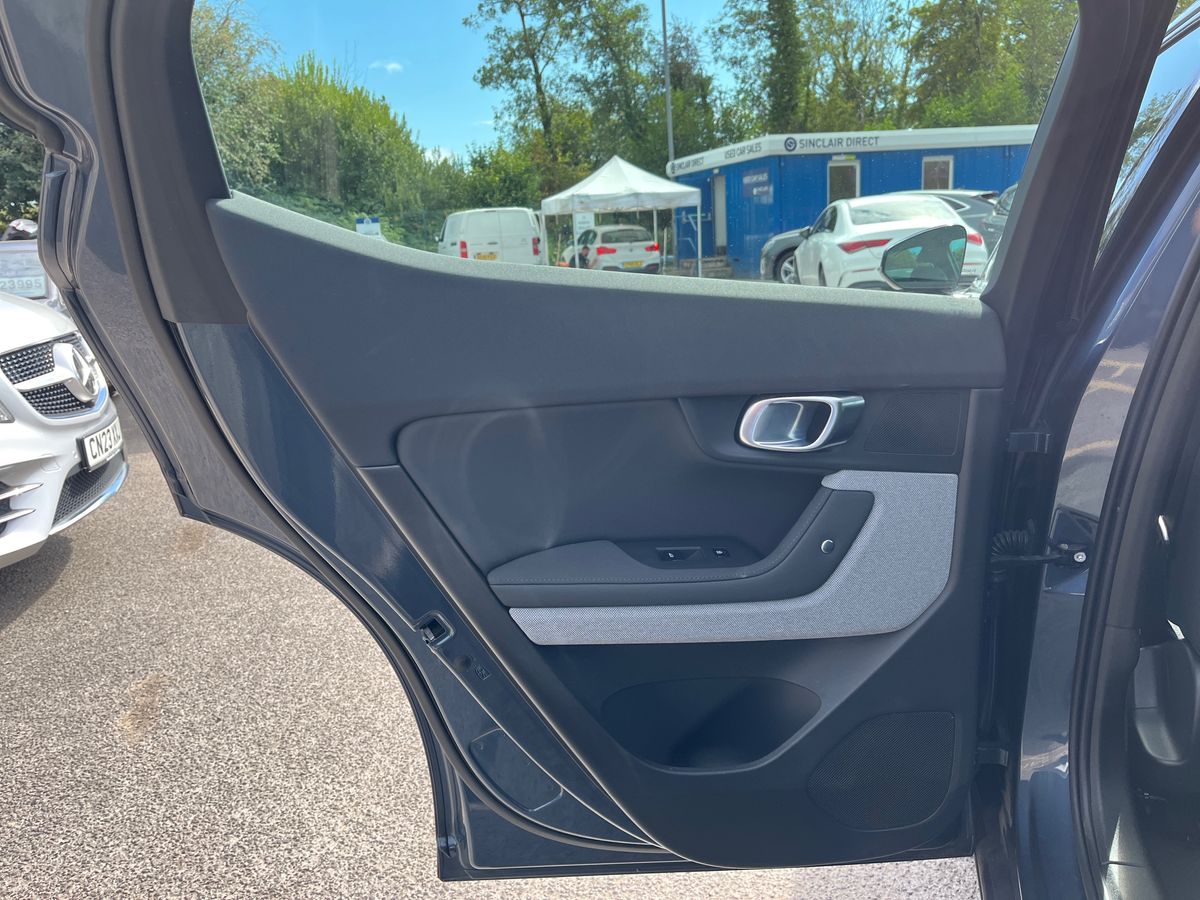 Polestar Polestar 2 Photo 39
