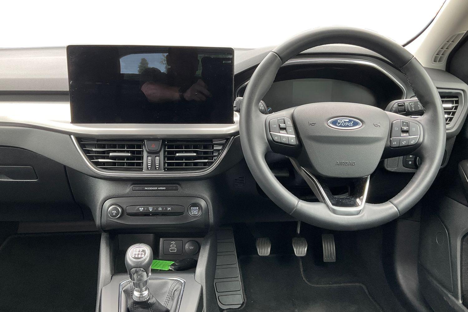 Ford Focus Photo 10