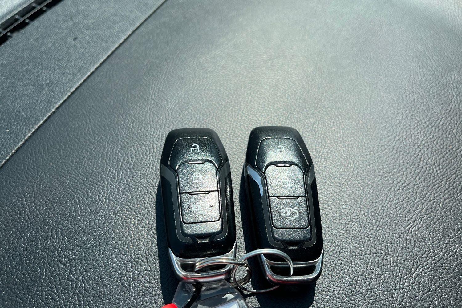 Ford EDGE Photo 21