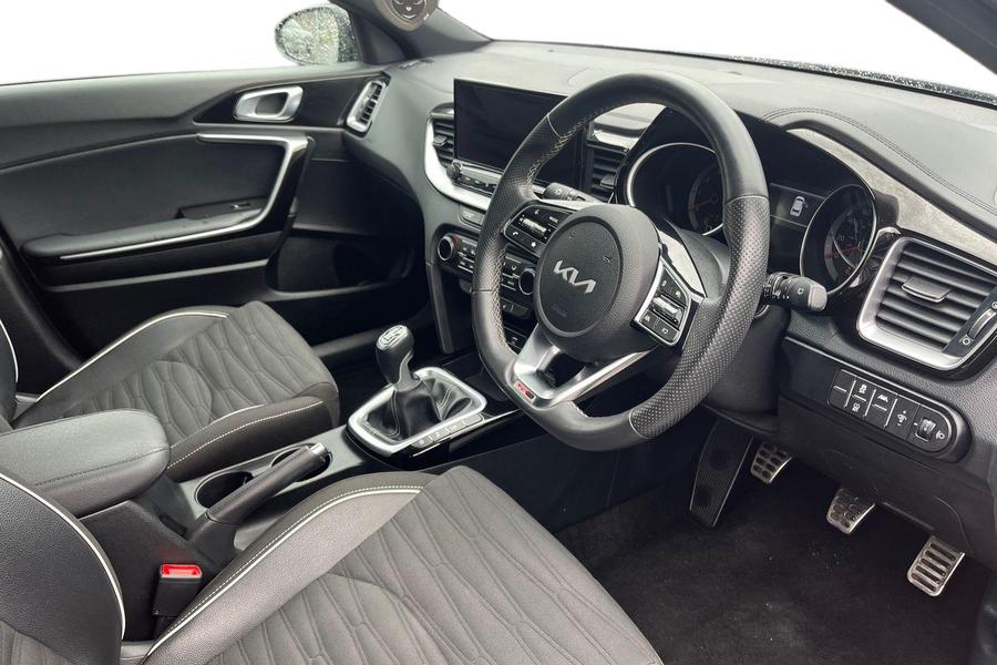 Kia CEED Photo autoimg-041b5123a938cfb9fcce082dbd773f3270da20f3.jpg