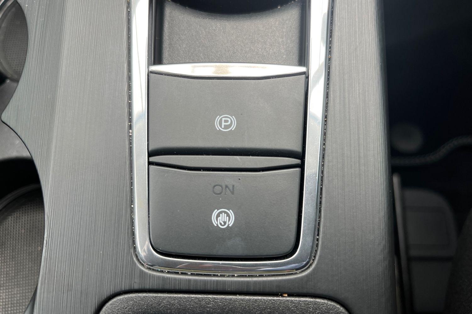 Ford Kuga Photo 29
