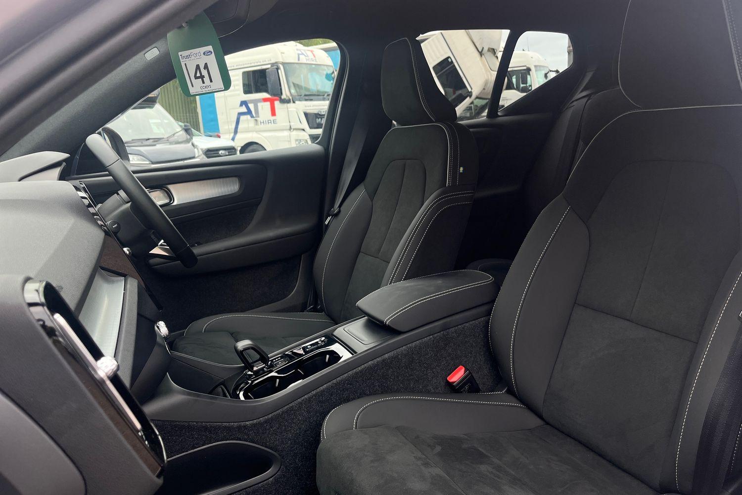 Volvo XC40 Photo 18