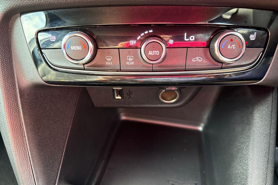 Vauxhall Corsa Photo autoimg-042778220f9cd1ace439dd881fd2b74535bb63bb.jpg