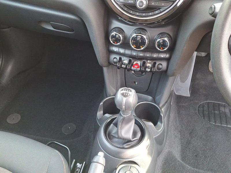 Used MINI Hatch PO19NYR 23