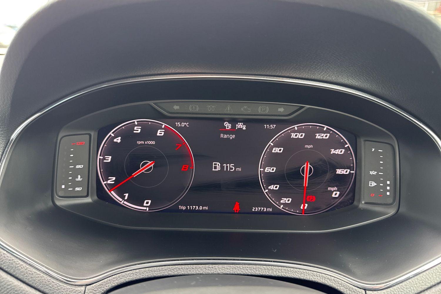 SEAT ARONA Photo 12