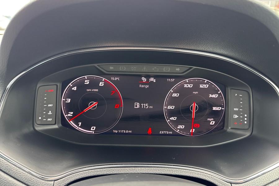 SEAT ARONA Photo autoimg-0428c4657edfd68584b4261721c5bd5d1c9a5260.jpg