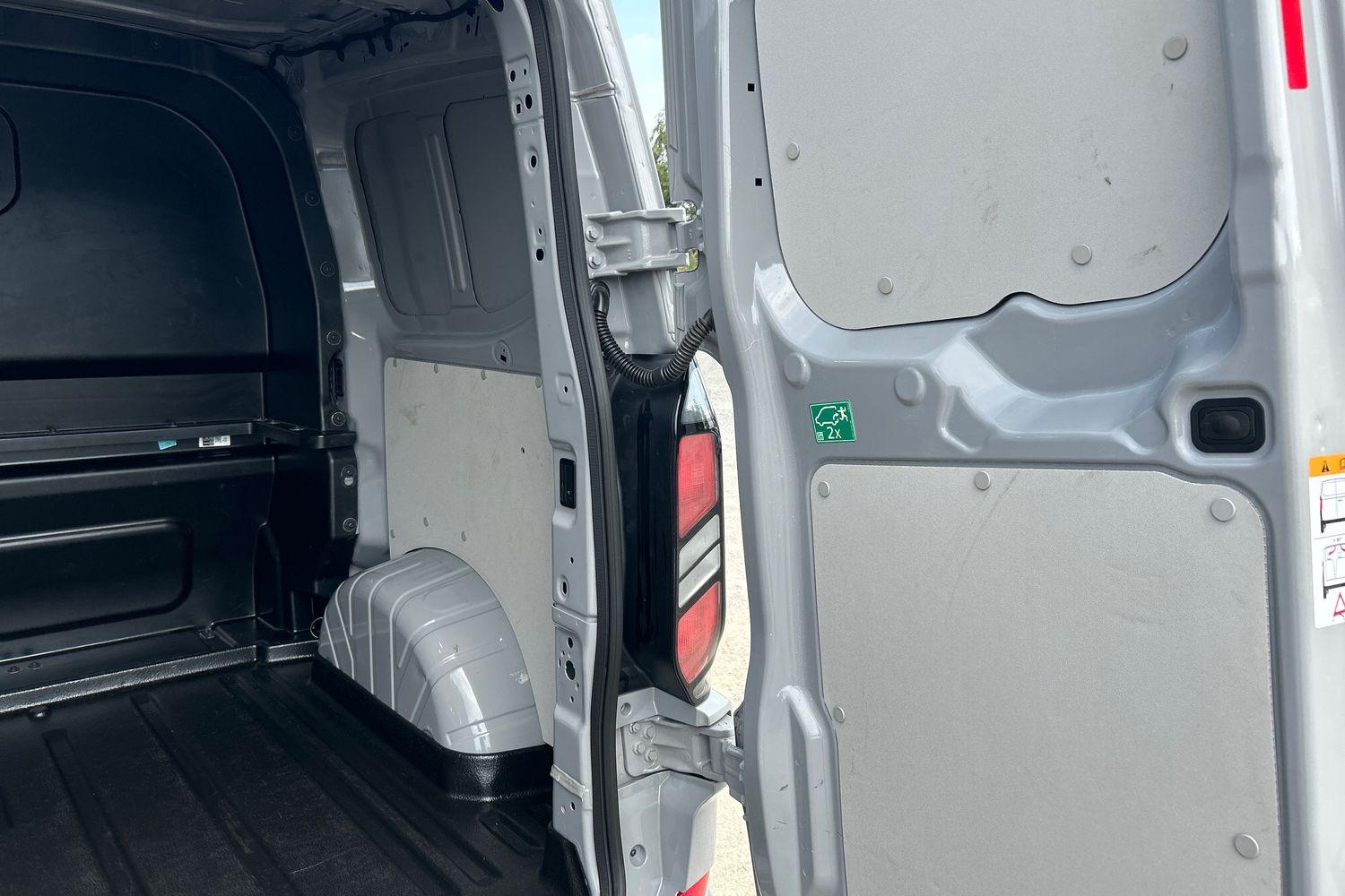 Ford Transit Custom Photo 38