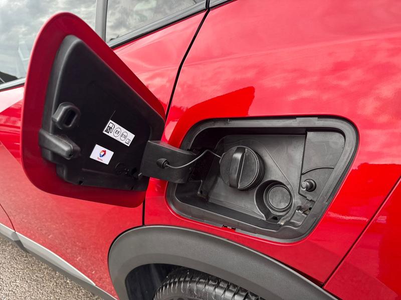 Used Peugeot 2008 VO73NKZ 31