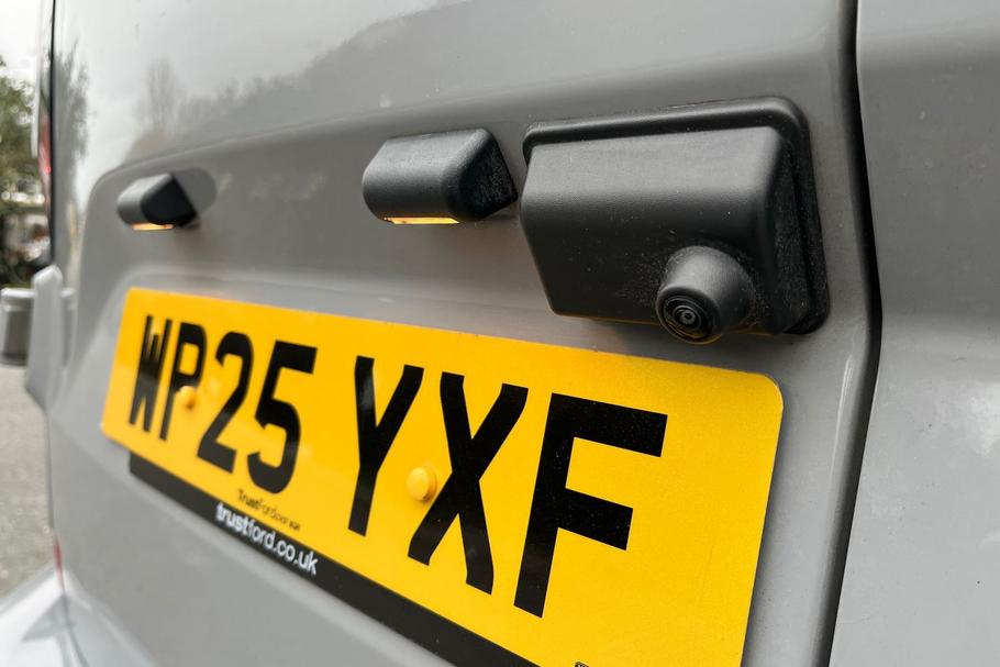 Used Ford TRANSIT CUSTOM 23