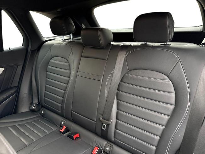 MERCEDES-BENZ Glc Photo 9