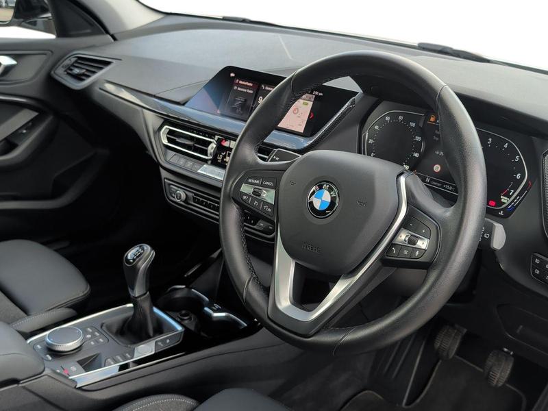 Used BMW 1 Series YG20AEF 10