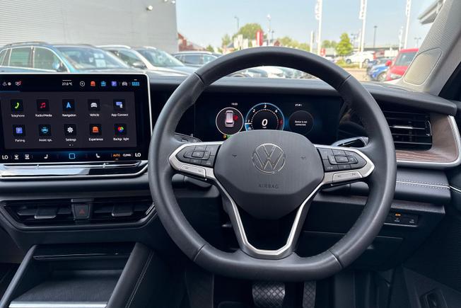 VOLKSWAGEN Tayron Photo 11