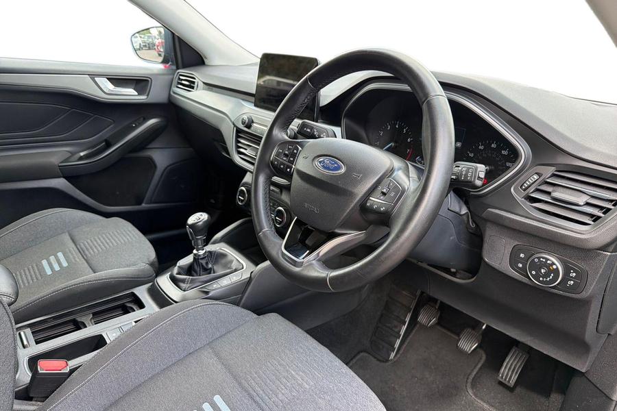 Ford Focus Photo autoimg-0435ce133eb5d2df32d96141d1885fdbda2ea096.jpg