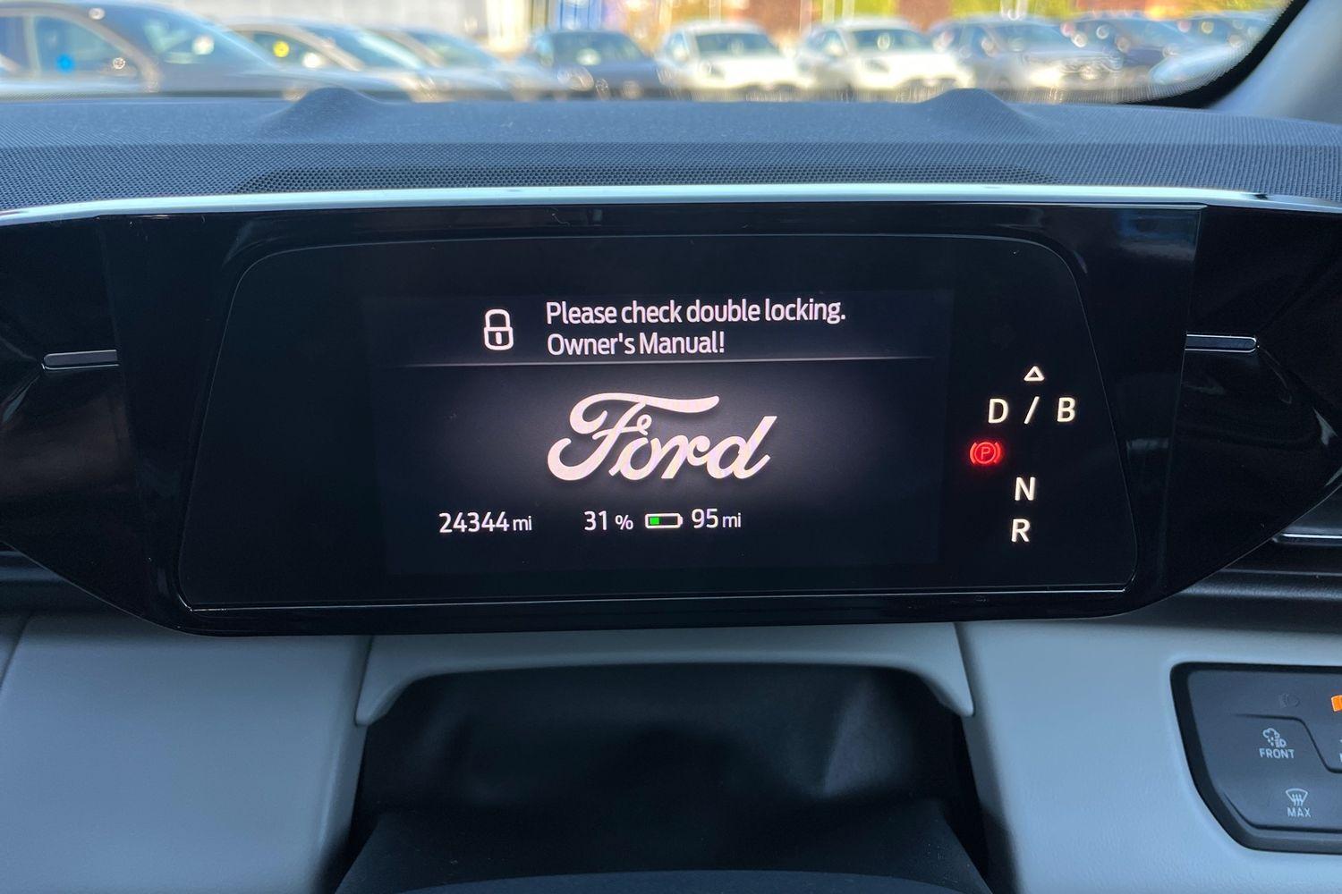 Ford Explorer Photo 12