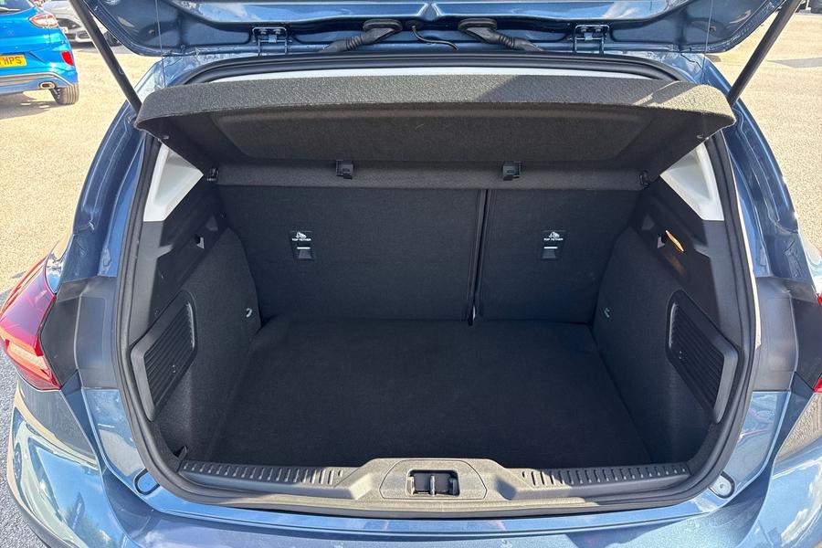 Ford FOCUS Photo autoimg-0438b7106f5b1141abb483bba06e1f4ef95413c4.jpg