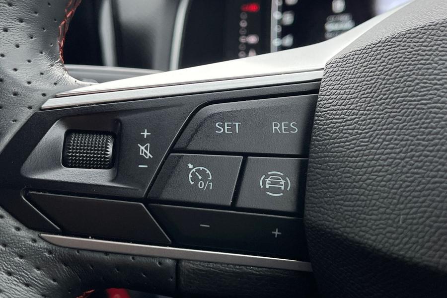 Seat Ibiza Photo autoimg-043b0de3fc4e30eec3b920055cb75e668c161d98.jpg