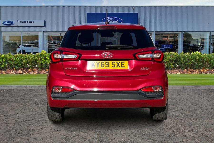 Hyundai i20 Photo autoimg-043f124970089bc685b006ad8e51504741d99b2a.jpg