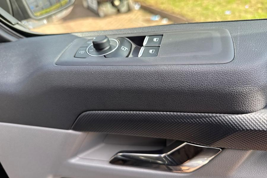 Ford TRANSIT CUSTOM Photo autoimg-0444fcf61b6310a17376cf57b1e1056099c8ebdf.jpg