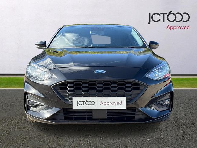 FORD FOCUS Photo 8