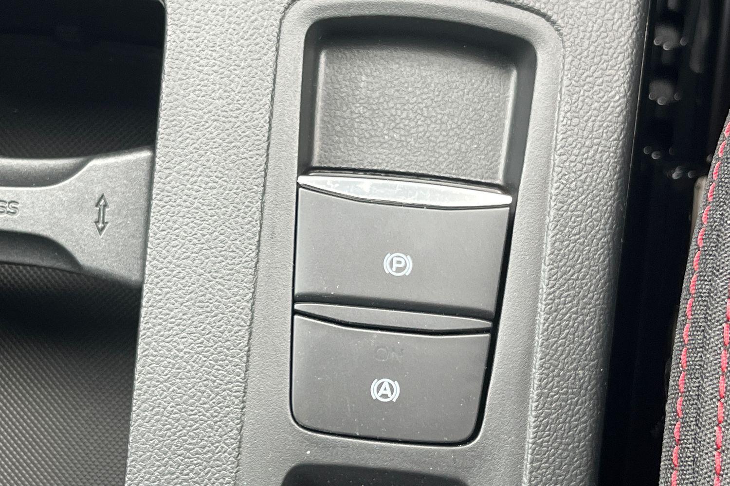 Ford FOCUS Photo 33