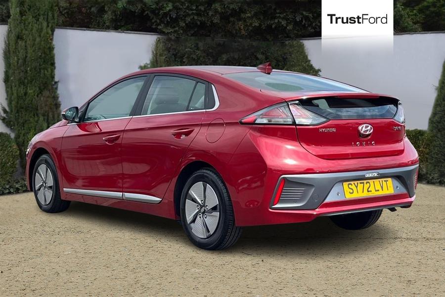 Hyundai IONIQ Photo autoimg-0446f67034fe3c015e8e2e476372fdbc370b307f.jpg