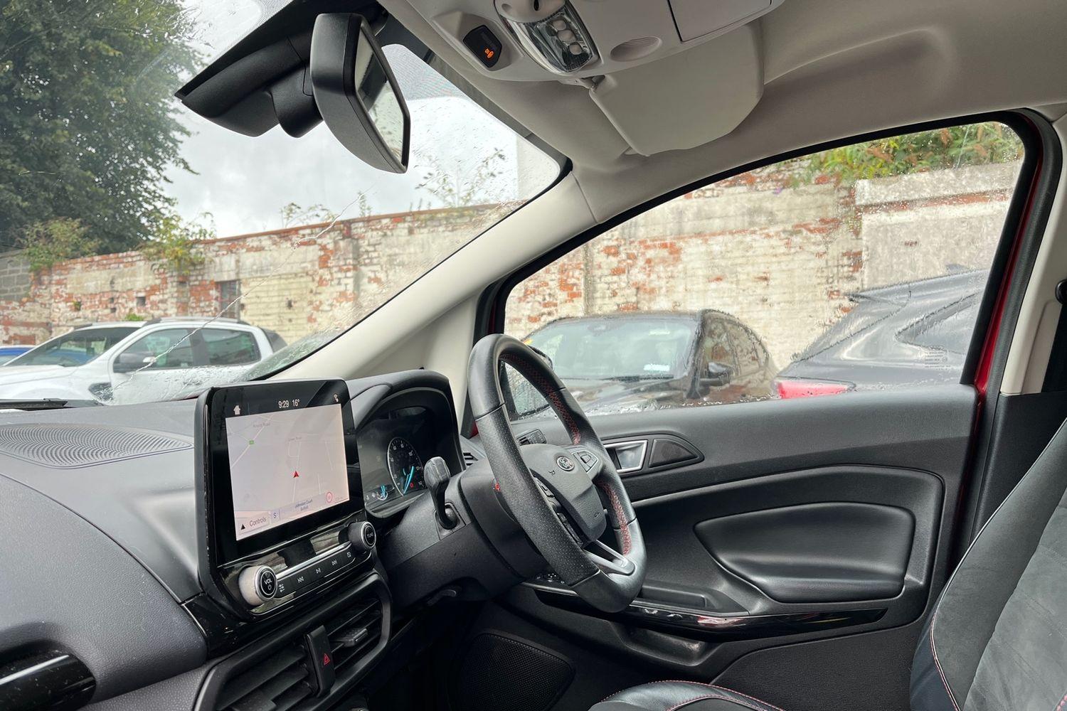 Ford ECOSPORT Photo 17