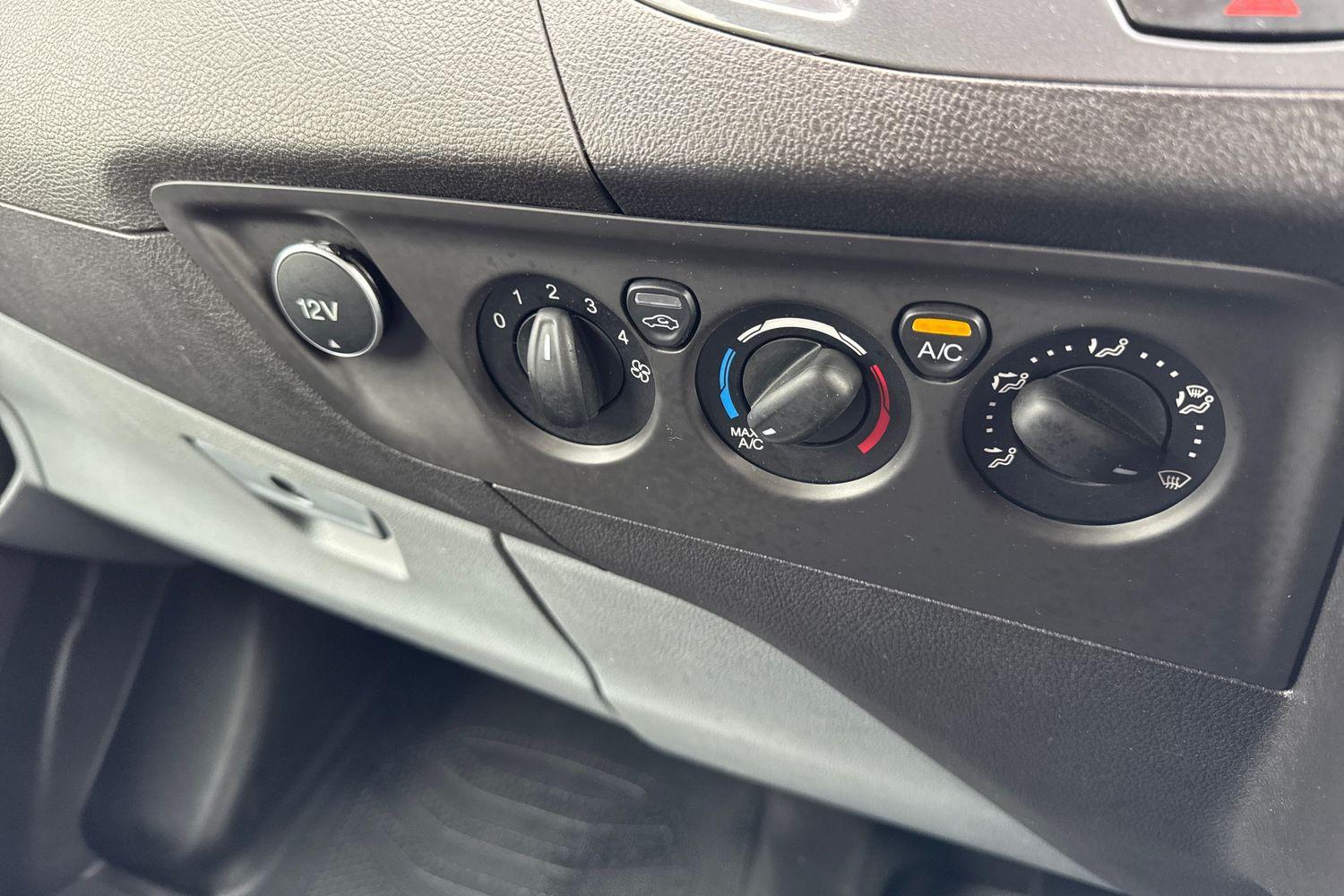 Ford Transit Custom Photo 34