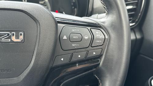 Isuzu D-Max Photo autoimg-0450bc54a7bf813a9e4bf4336fea01447280bd4e.jpg