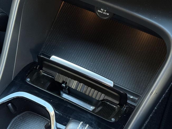 VOLVO Xc40 Photo 54