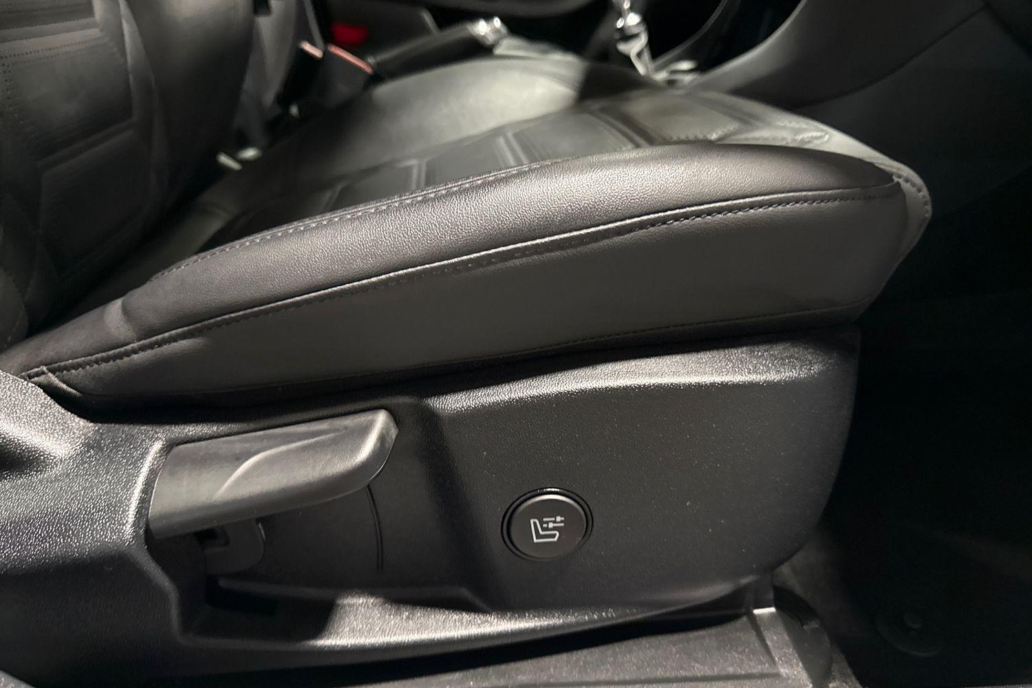 Ford PUMA Photo 28