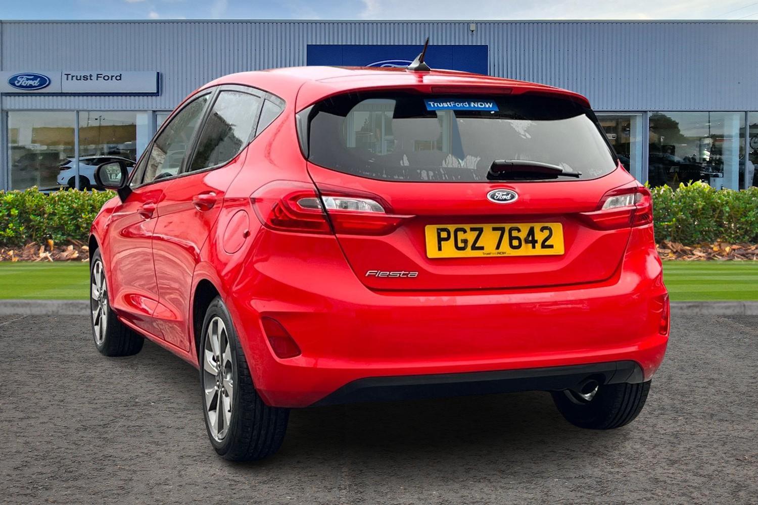 Ford FIESTA Photo 1