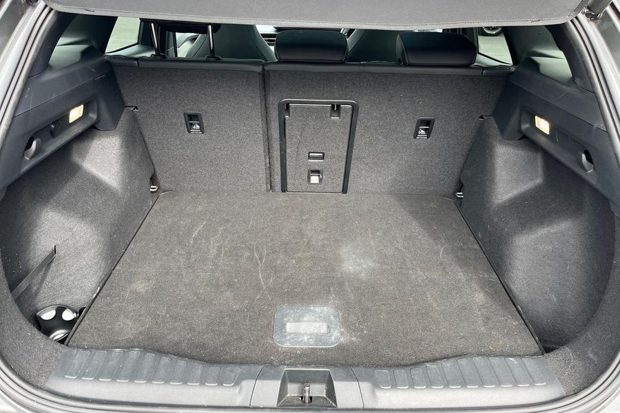 Ford Explorer Photo autoimg-0457ddc6818c691d559a26b70c1d2f5e4156cfec.jpg