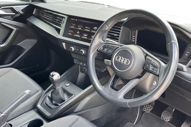 AUDI A1 Photo 6